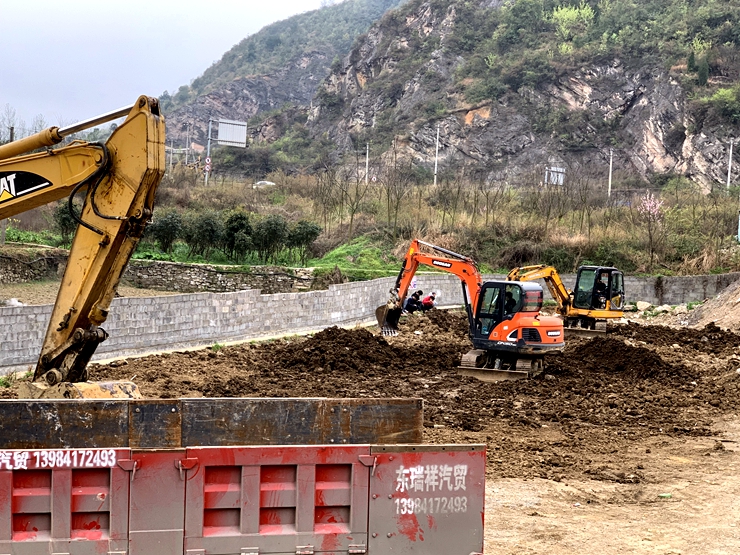 貴陽挖掘機培訓學校